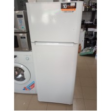Холодильник Indesit TIA 140