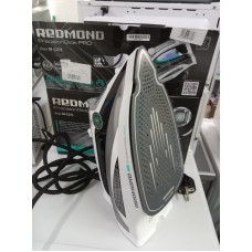 Утюг Redmond RI-C271